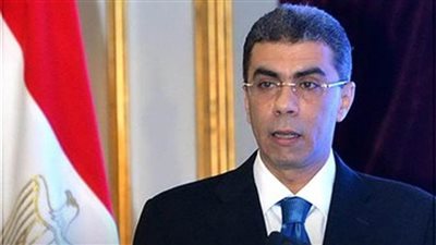 سفير فلسطين في مصر ينعي  ياسر رزق