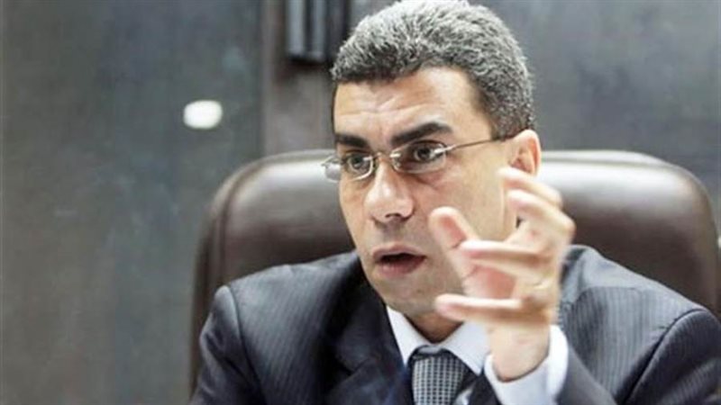 الكاتب الصحفى ياسر