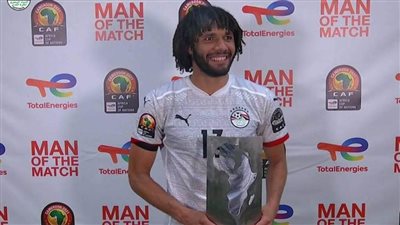 سر اعتذار النني عن ركلة جزاء كوت ديفوار واختيار السولية بدلًا منه