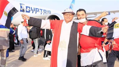 مصر للطيران تسير رحلة خاصة غدا إلى الكاميرون لنقل المشجعين المصريين