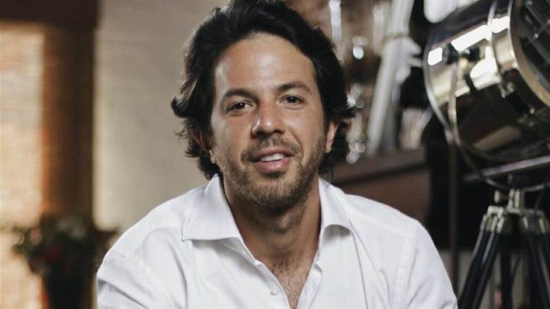 الممثل عمر الشناوي