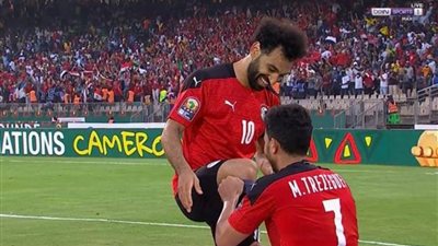 تريزيجيه يفك التشابك ويسجل هدف التقدم لمصر