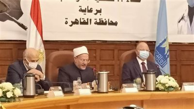مفتي الجمهورية: الشرطة المصرية بكافة أجهزتها هي العين الساهرة على حماية وحراسة هذا الوطن