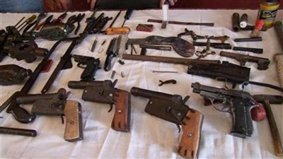 ضبط شخصين بالقليوبية لقيامهما بإدارة ورشة لتصنيع وإصلاح الأسلحة النارية بدون ترخيص