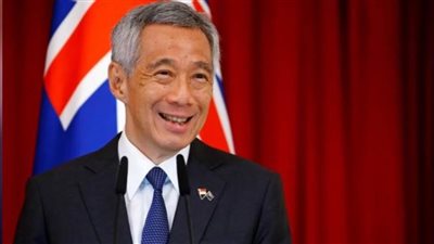 رئيس وزراء سنغافورة: متفائل بشأن إعادة فتح البلاد عام 2022