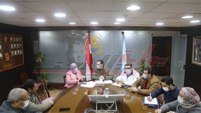 نائب محافظ كفر الشيخ يناقش أعمال تطوير شبكة الطرق والشوارع