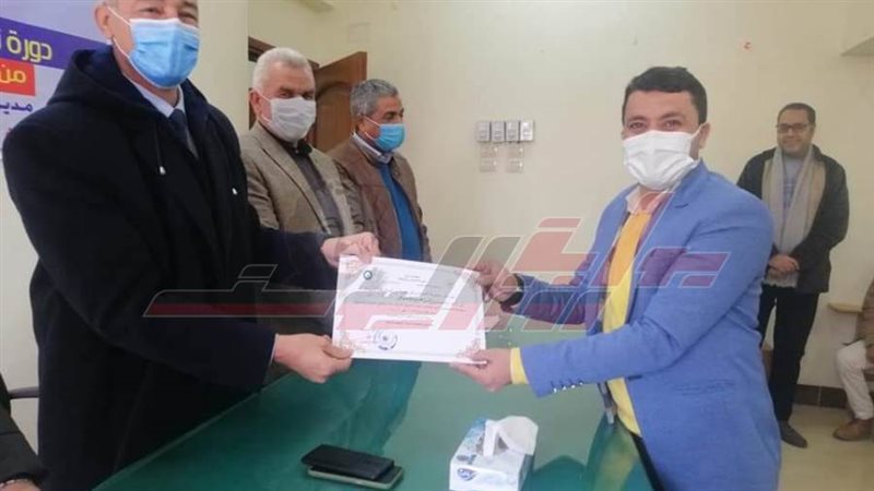 الدكتور عزت محروس