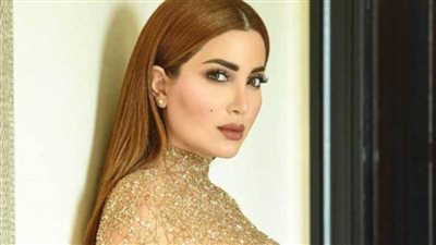 نسرين طافش تروج لمسرحية 