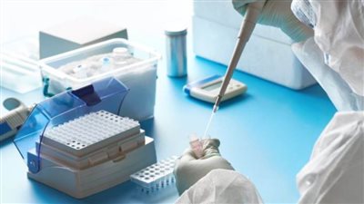 اختبار PCR أحيانًا يعطي نتيجة سلبية لدى مريض مصاب بـ