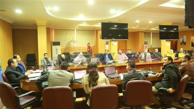 نورالدين: يتابع تنفيذ مشروعات 