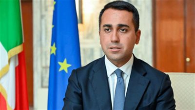 وزير الخارجية الإيطالي يدعو لحوار بناء مع موسكو