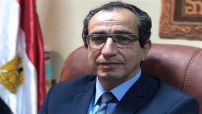 رئيس جامعة الفيوم يتفقد سير الاختبارات في الكليات والالتزام بالإجراءات الاحترازية