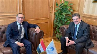 سفير مصر بالدوحة يبحث مع أمين منتدى مصدري الغاز التعاون المشترك