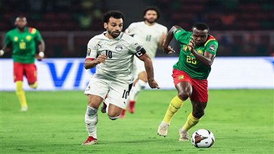 بعد 60 دقيقة استمرار التعادل السلبي بين مصر والكاميرون 