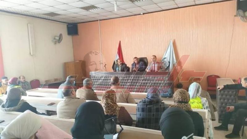 خلال الندوة