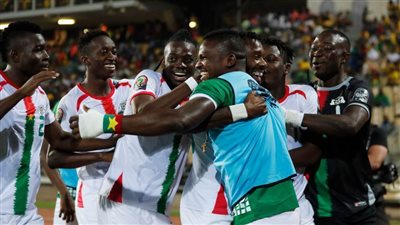 كان 2021| بوركينا فاسو يفاجئ الكاميرون بثنائية في الشوط الأول