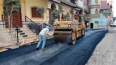 بدء رصف شوارع بملوي بالمنيا ضمن أعمال الخطة الاستثمارية للعام الحالي