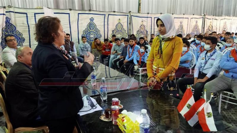 خلال المؤتمر