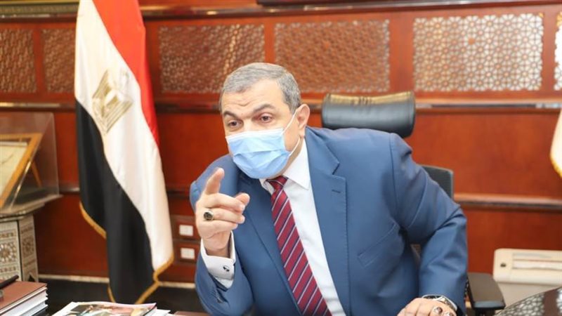 وزير القوي العاملة