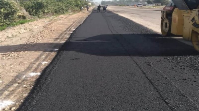 رصف 6 طرق بالبحيرة