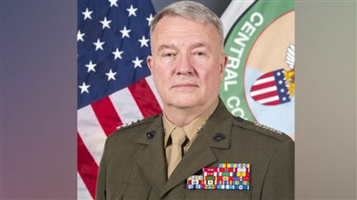 الجنرال ماكنزي: النظام الدفاعي الإماراتي فعالاً في التصدي للهجمات الصاروخية