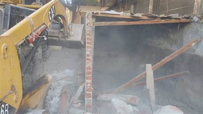 محافظ المنيا يوجه بإزالة تعدٍ بشارع عدلي يكن بحي شمال