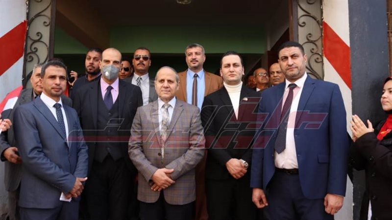 خلال افتتاح المعرض