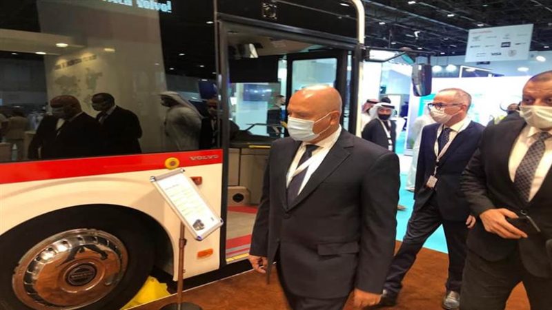 وزير النقل يشارك