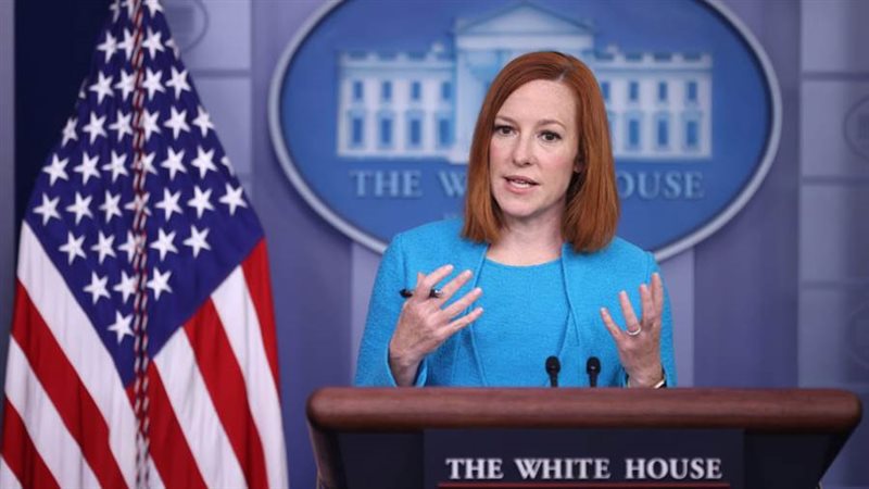 جين ساكي المتحدثة