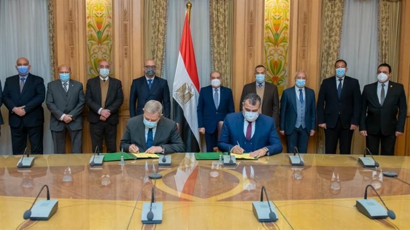 وزير الإنتاج الحربي