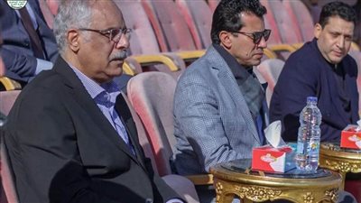 علام في الإمارات لحضور كأس العالم للأندية