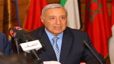 رئيس النيابة الإدارية يهنئ المستشار بولس فهمي برئاسة الدستورية