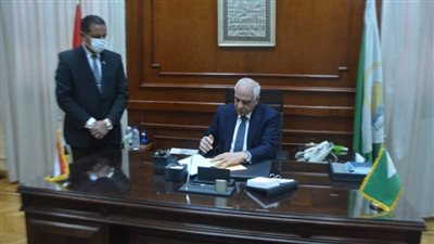 محافظ الجيزة يعتمد نتيجة الشهادة الإعدادية بنسبة نجاح 73.26 %