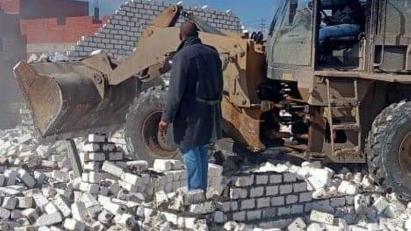 إزالة 104 حالة تعد