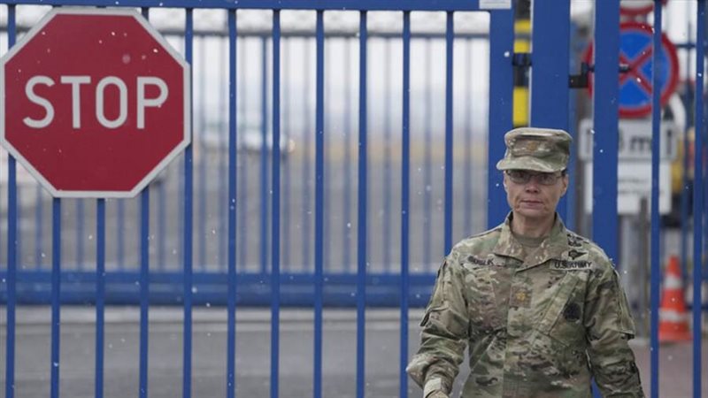 ضابط أمريكي في بولندا