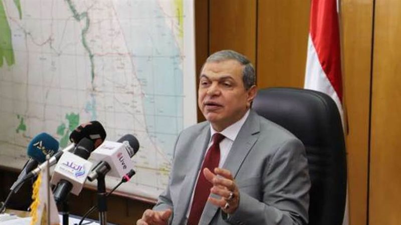 وزير القوي العاملة