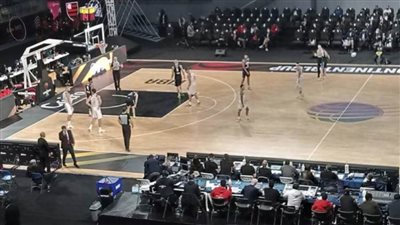 فلامنجو يتقدم على ليك لاند ماجيك بنتيجة 27/19 في الفترة الأولى من نصف نهائي كأس العالم للأندية لكرة السلة