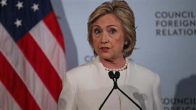 هيلاري كلينتون تشارك في مؤتمر ترشيحات الحزب الديمقراطي للانتخابات