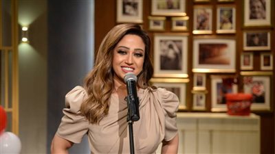 ريهام عبد الحكيم تحتفل بعيد الحب غدا وتكشف عن بدايتها الفنية في 