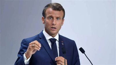 ماكرون خلال قمة 
