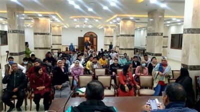 جلسة افتتاحية ضمن فعاليات برنامج 