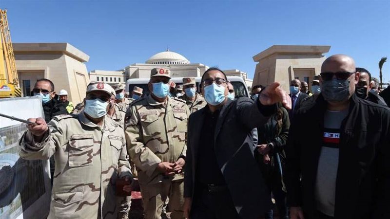 رئيس الوزراء يبدي