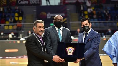 الاتحاد الدولي لكرة السلة يكرم الاتحاد المصري ويشكره على استضافة كأس العالم للأندية