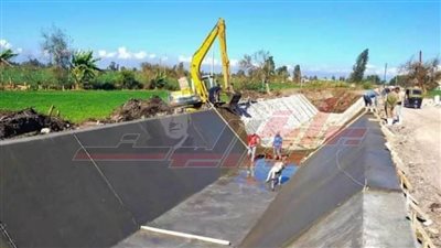خاص: تبطين الترع يحقق عدالة توزيع المياه لمزارعي كفر الشيخ
