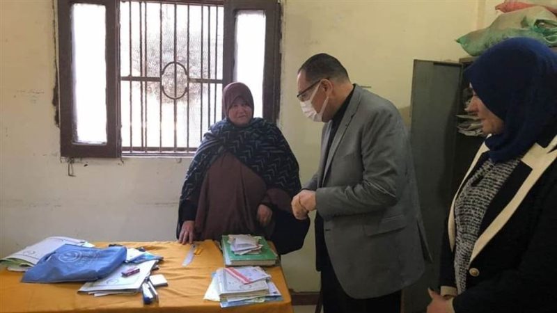 محافظ الشرقية خلال