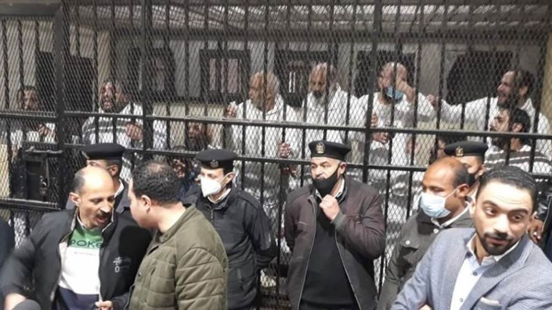 محاكمة المتهمين في