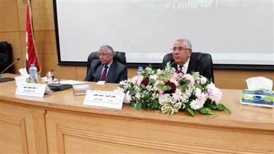 وزير الزراعة يبحث النهوض بالمحاصيل الزيتية والقصب والزيتون والتمور 