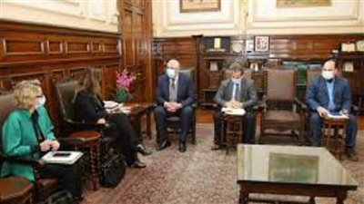 وزير الزراعة يبحث مع وفد البنك الدولي استعدادات مصر لاستضافة قمة المناخ 