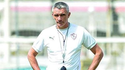 لاعب الزمالك السابق يشن هجومًا على كارتيرون 