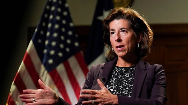 وزيرة التجارة الأمريكية